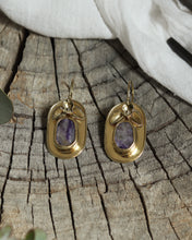 Load image into Gallery viewer, Violet earrings
